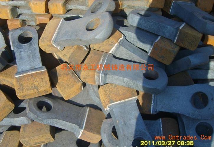  供應(yīng)產(chǎn)品 03 供應(yīng)錘式破碎機錘頭價格與結(jié)構(gòu)      密匙kfda